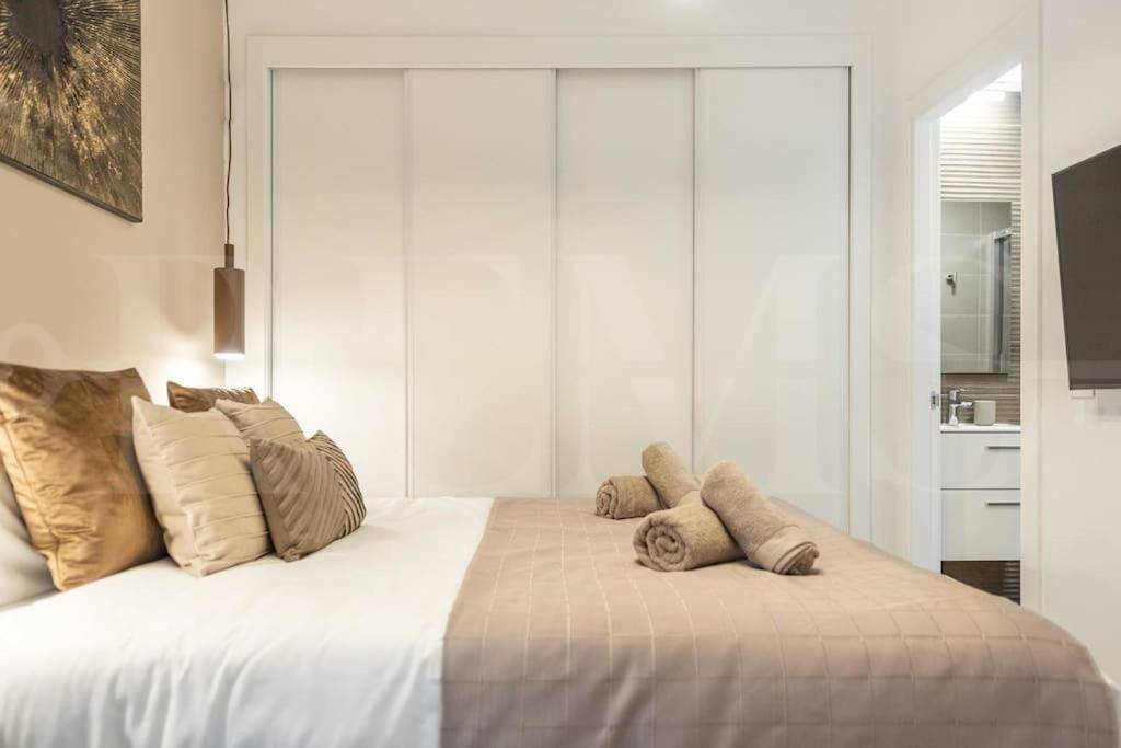 Modern Apartment With Patio & Parking By Rems Malaga Zewnętrze zdjęcie