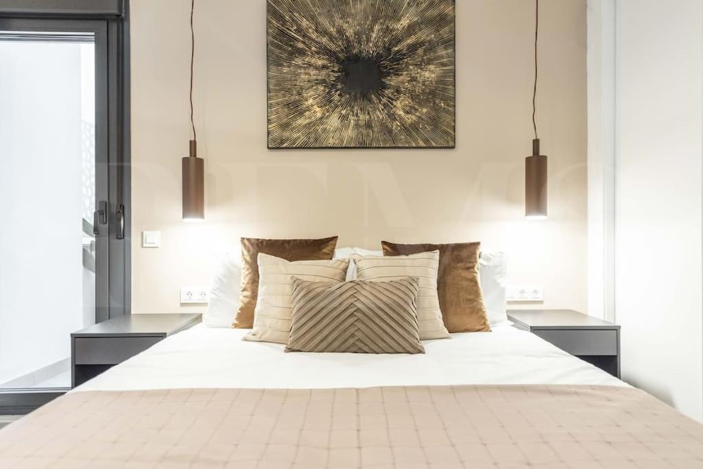 Modern Apartment With Patio & Parking By Rems Malaga Zewnętrze zdjęcie